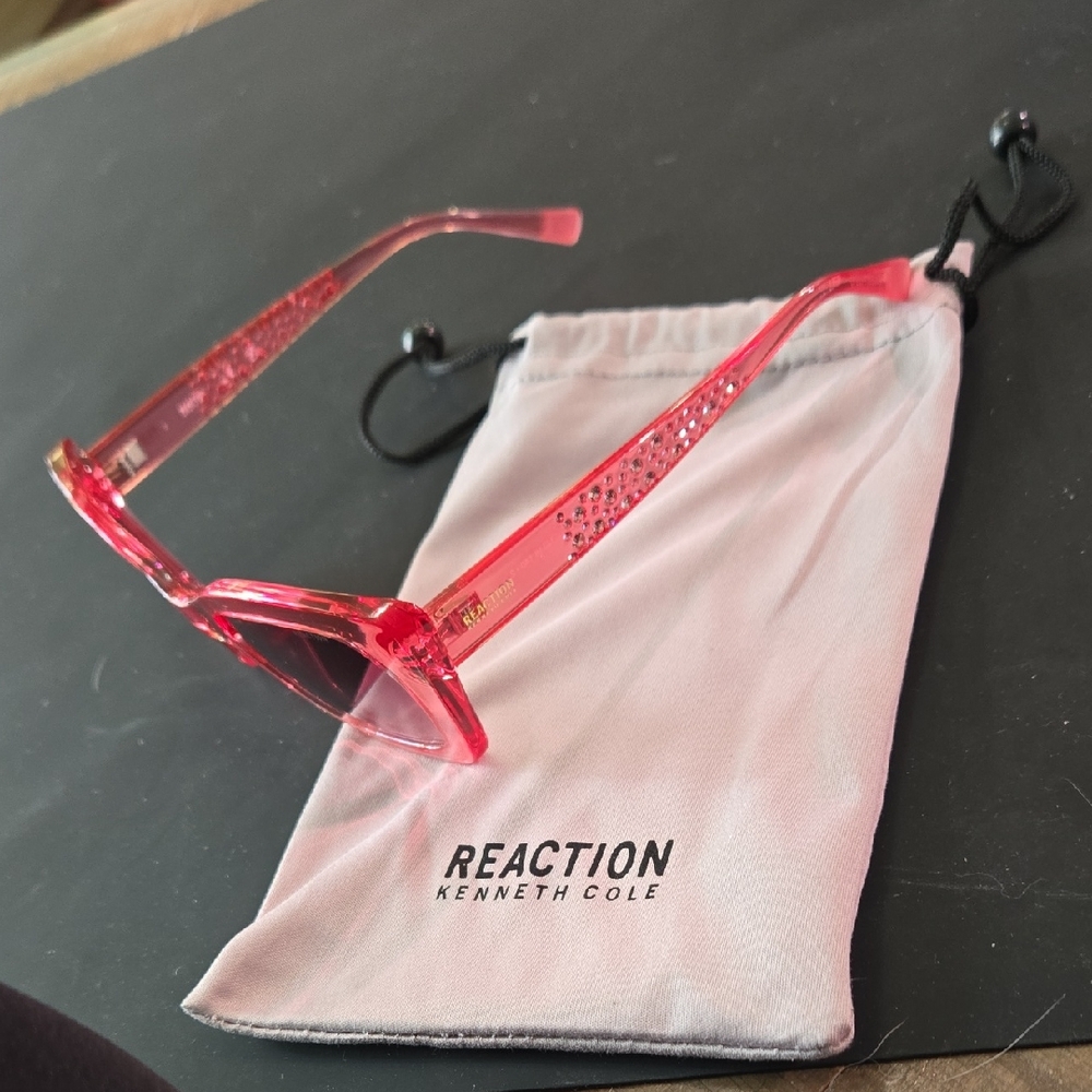 Kenneth Cole Reaction Vibrant Pink Sunglasses